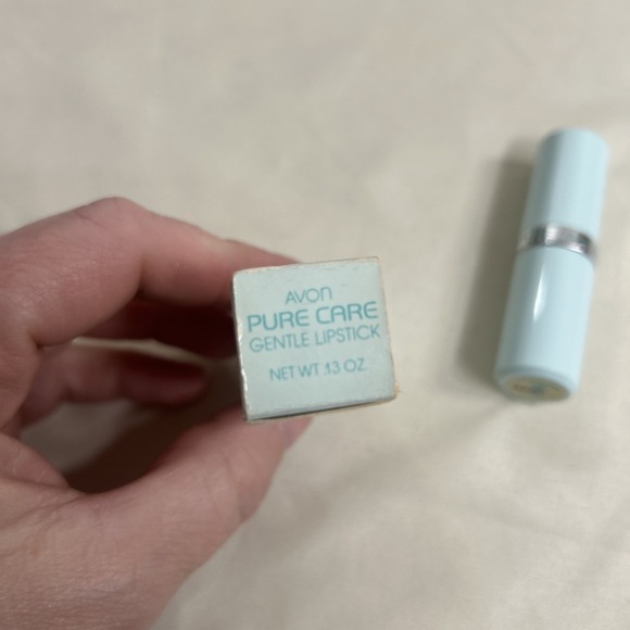 New Vintage Pure Care Gentle Lipstick Natural Pink 13 Oz - Picture 4 of 6